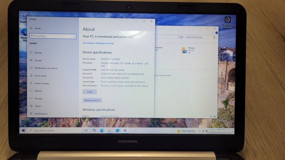 Compaq TPN C117 15-105nz Intel N2840 2.16 GHz 4 Gb 500 GB