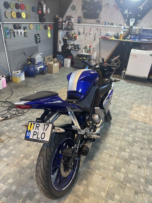Vând Yamaha Yzf R125