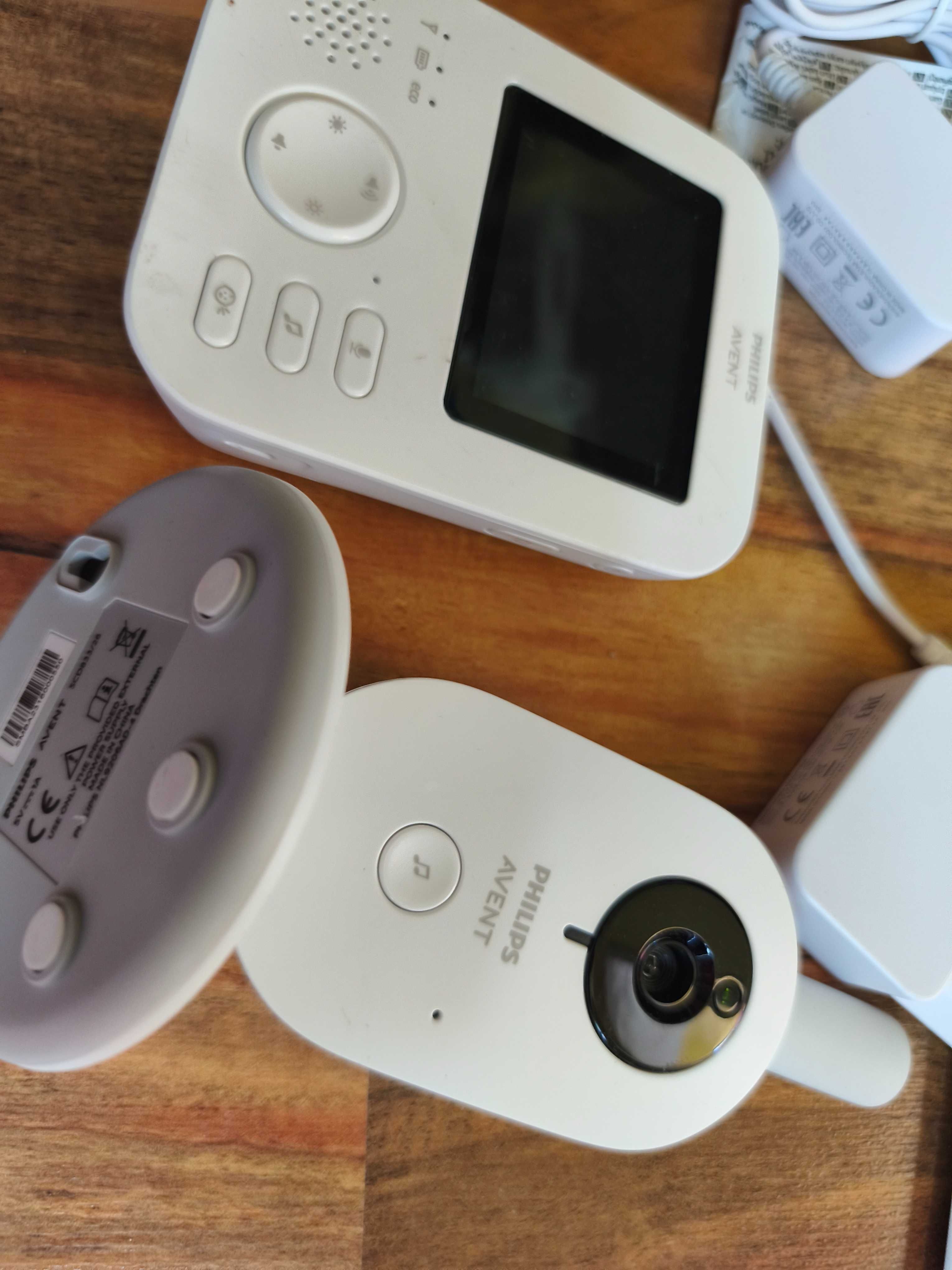 Нов мострен бебефон Philips Avent Advanced в коралово кремаво, 2,8"...