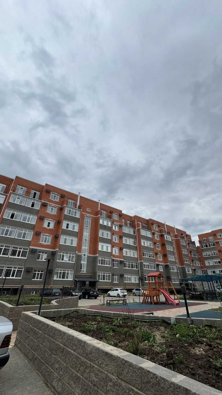 Продам 3х комн квартиру пентхаус р Алтын орда 351б