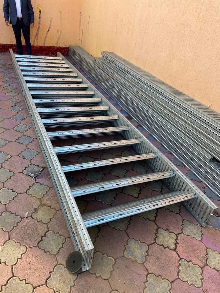 Scară metalică zincata de interior sau exterior lungime diferite