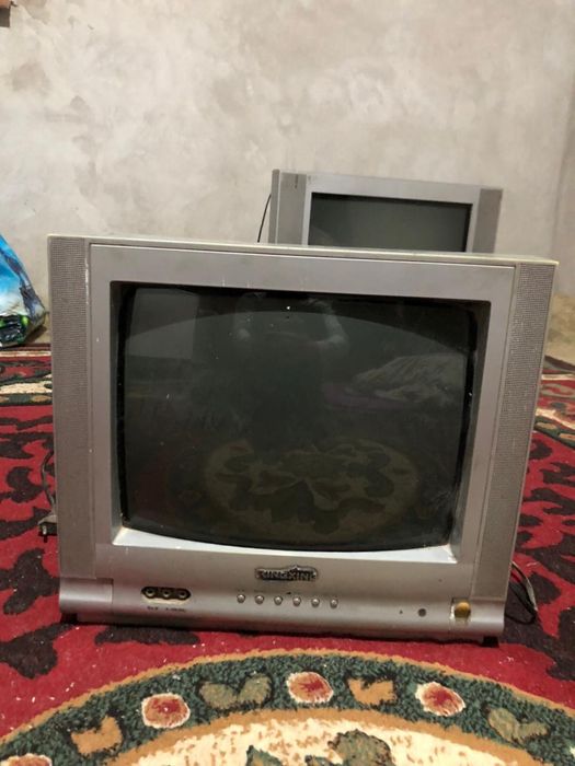 Телевизор