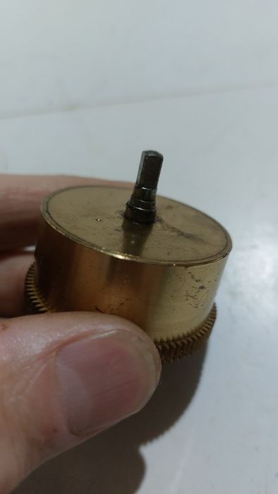 casetă arc ceas cu pendul