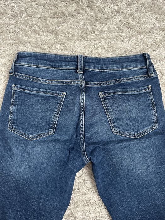 Тъмно сини дънки от Зара