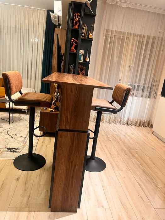 Vand 4 scaune de bar