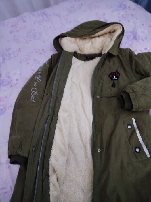 Продается куртка, теплая женская.