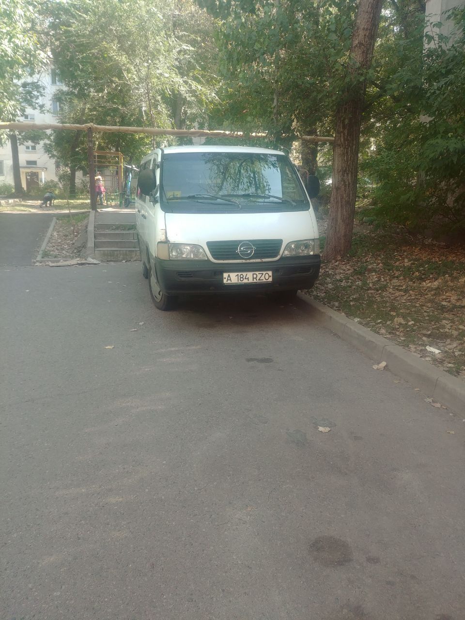 Микроавтобус Ssang young Istana