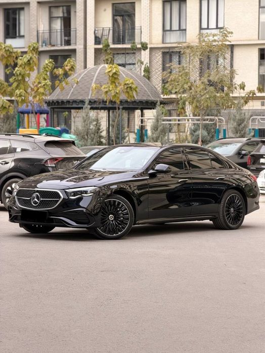 Mercedes Benz E300