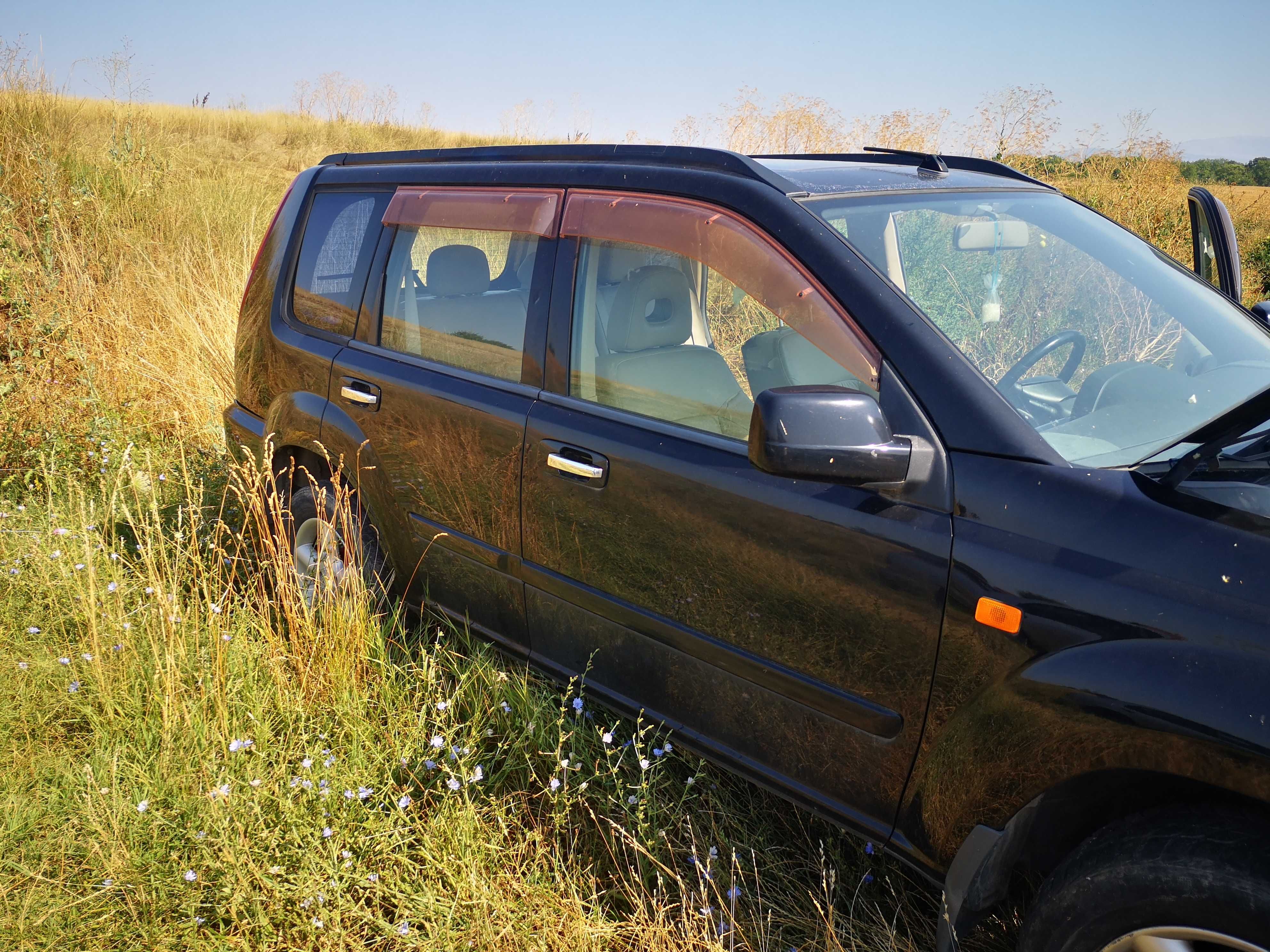 Продавам Nissan X-Trail 2.0 бензин на части.