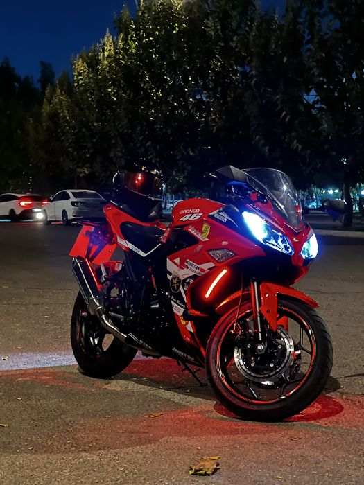 Yamaha r3, фулл комплектация, 2шлема в подарок,