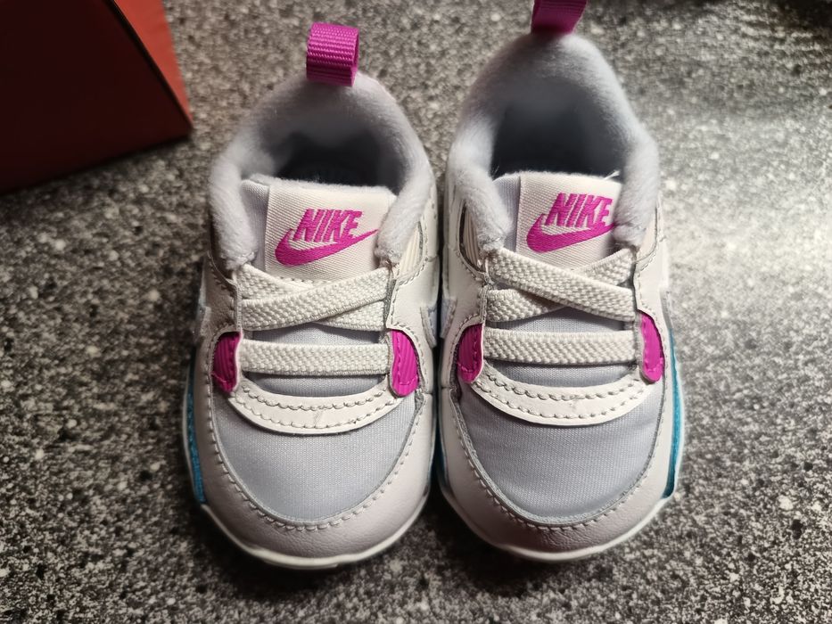 adidasi bebe marime 17