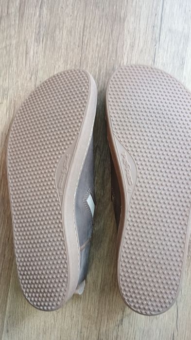 Боси обувки PEGRES нови!!