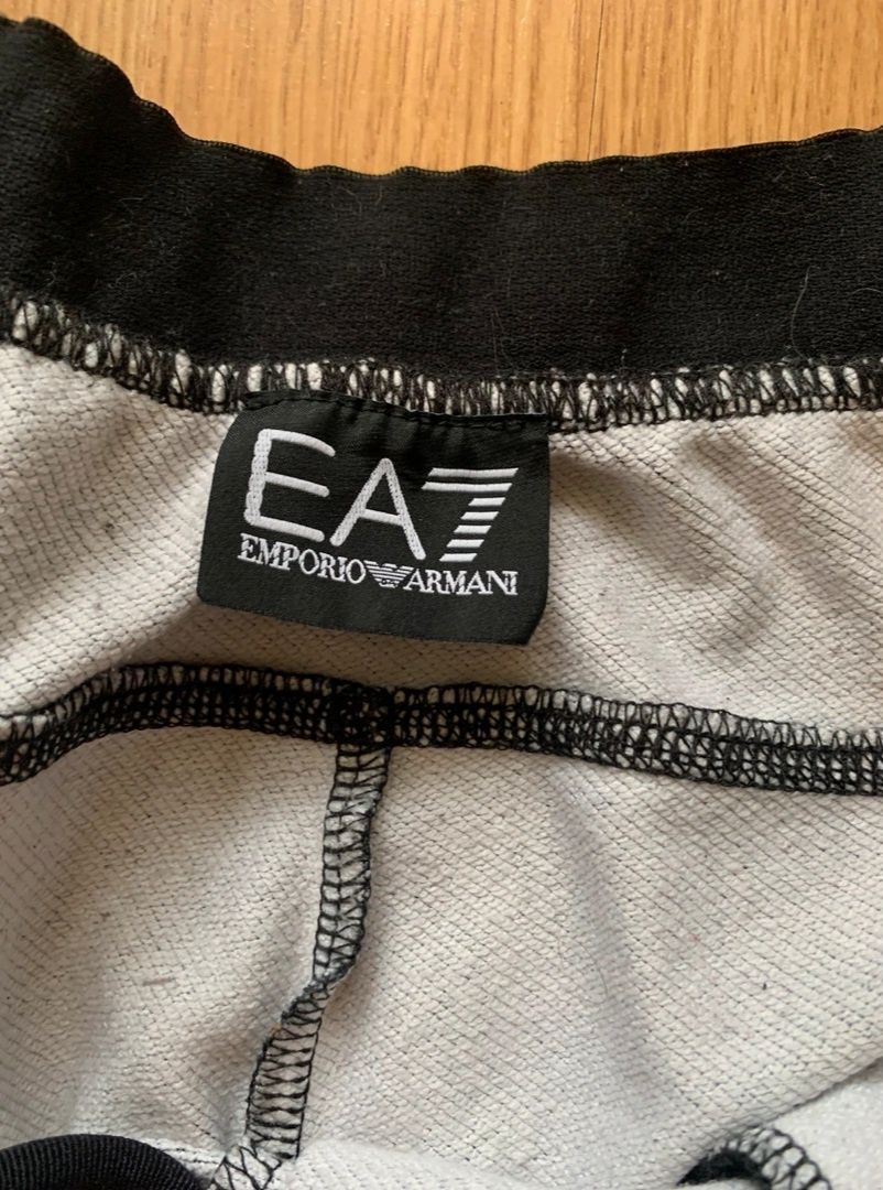 EA7 Emporio Armani L pantaloni sport barbati