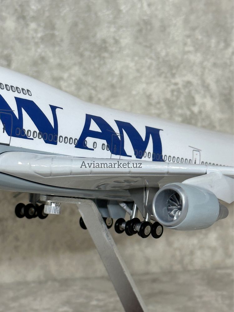 Самолет сувенир (BOEING-747 PAN AM AMERICA) с Led подсветкой