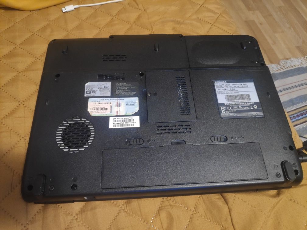Toshiba Satellite L300D defect
