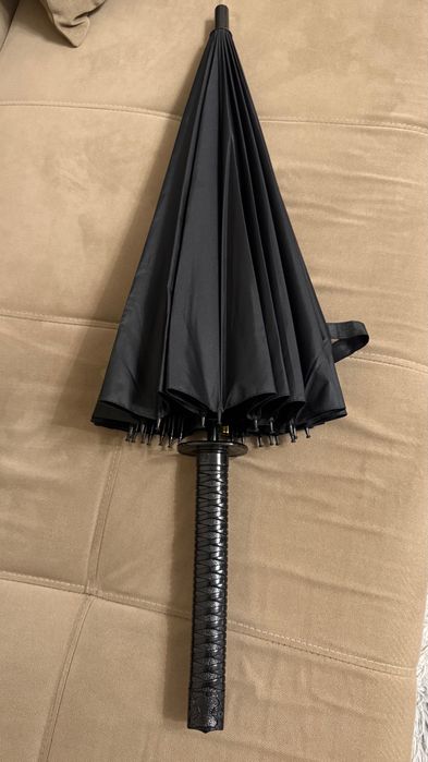 Зонт в виде катаны