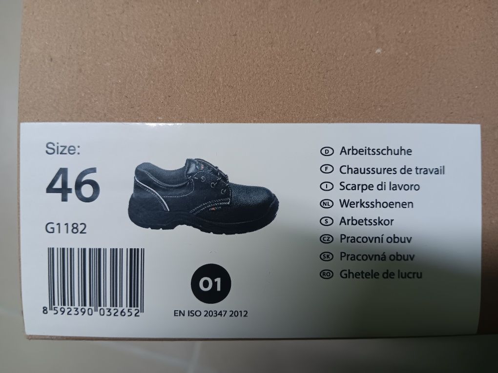 Работни обувки с бомбе Firsty 46 N