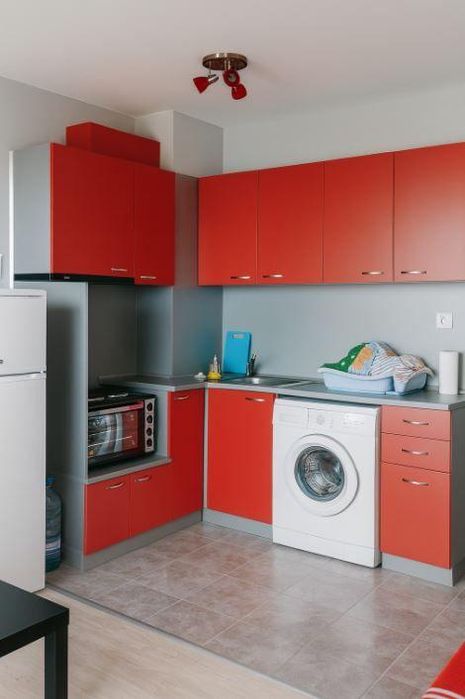 Двустаен апартамент в района на Колхозен пазар!