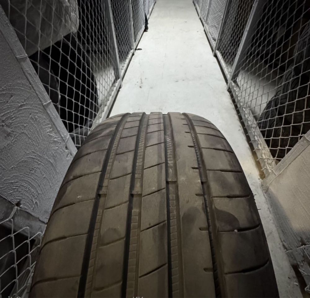 Goodyear 245/40/19 275/35/19