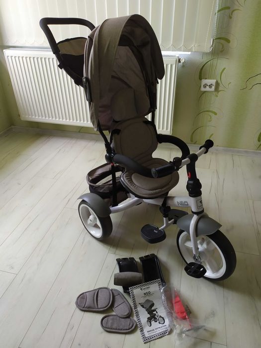 Детска триколка със сенник