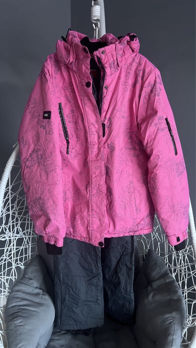 Зимний лыжный костюм комбинезон