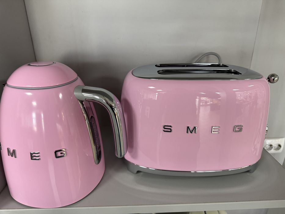 Smeg fierbator apa /roz