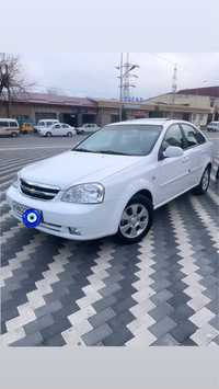 Yili 2013 avt  mator 1.6 prabeg 61.232km halol yurgani