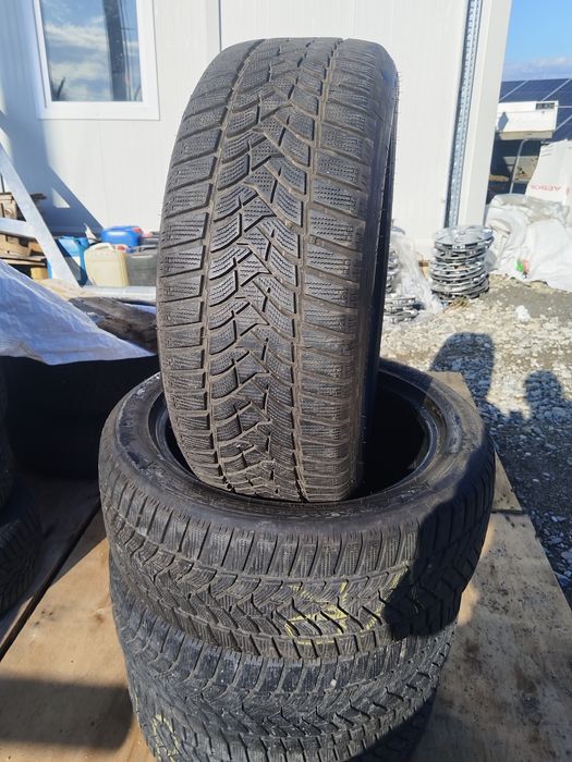 Cauciucuri Dunlop 225/50 R17
