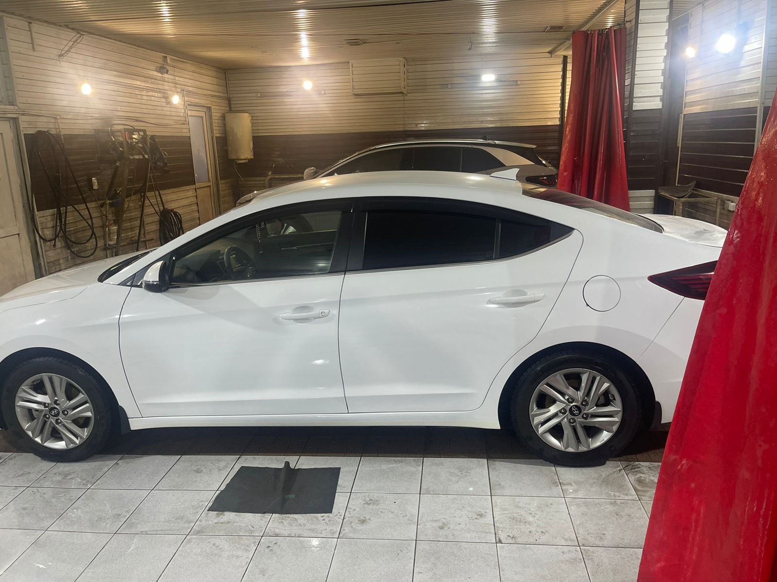 Продам Hyundai Elantra