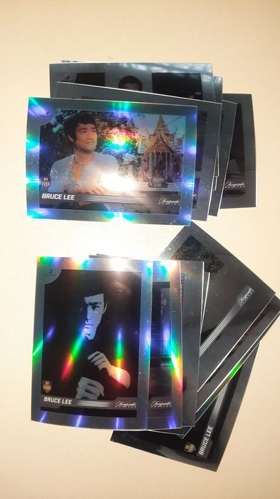 Карточки брюсс-ли