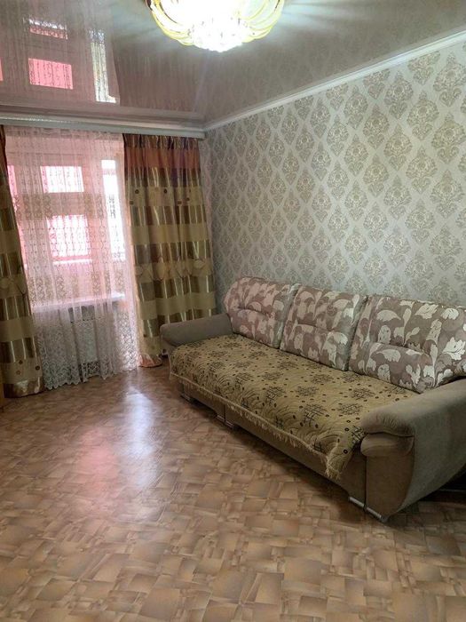 Продается 2 комнатная в 4 мкр