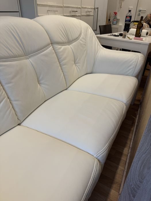 Canapea piele impecabila!!