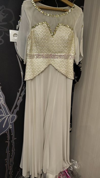 Вечернее платье в пол