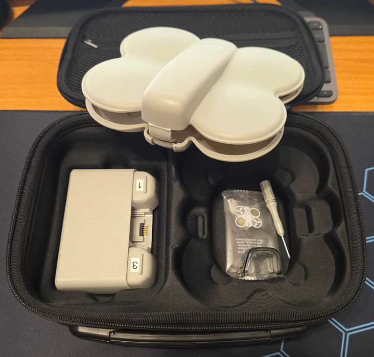 Acumulator / baterie + încărăctor DJI Neo + geantă + husă