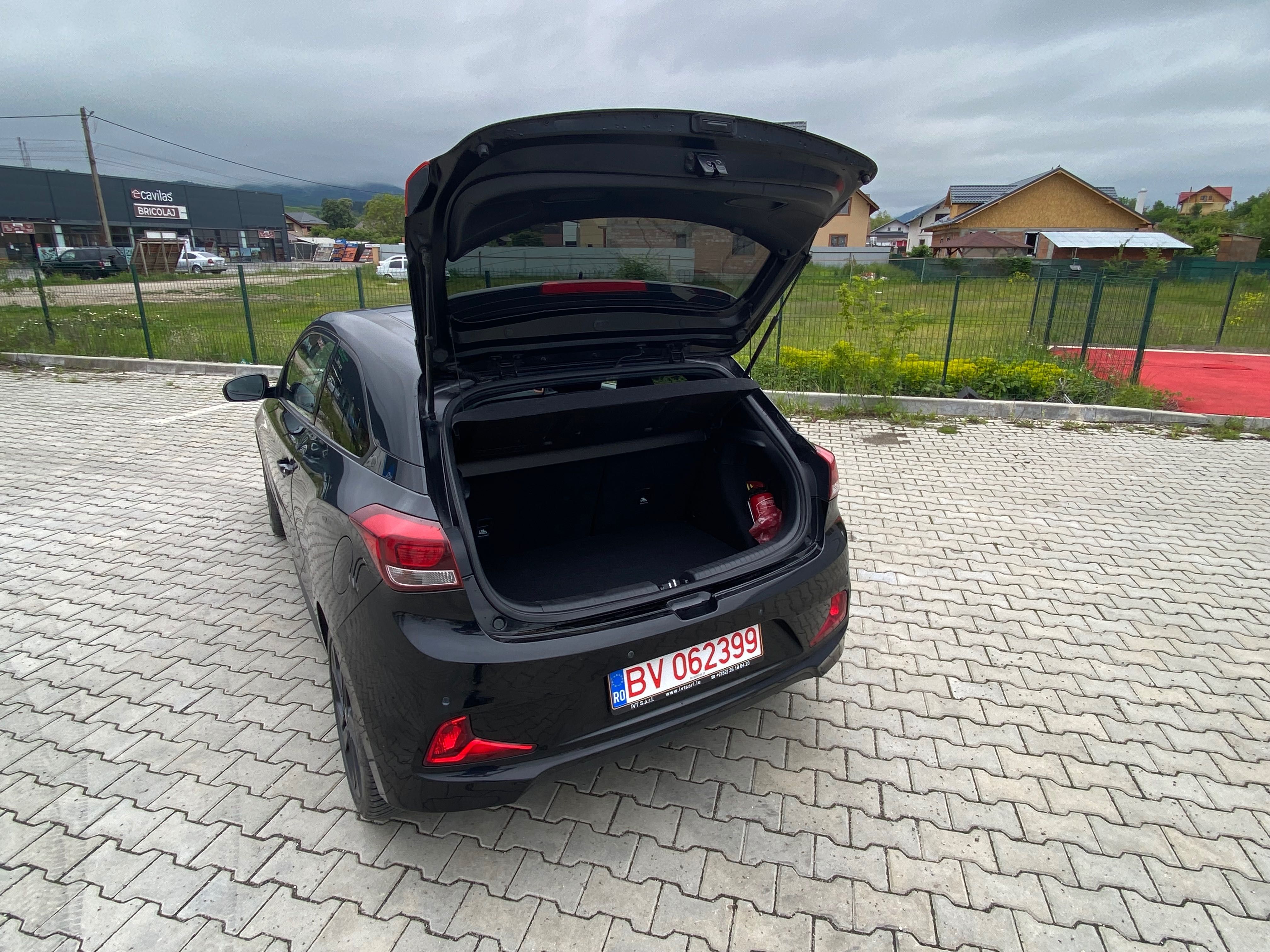 Vând Hyundai i 20