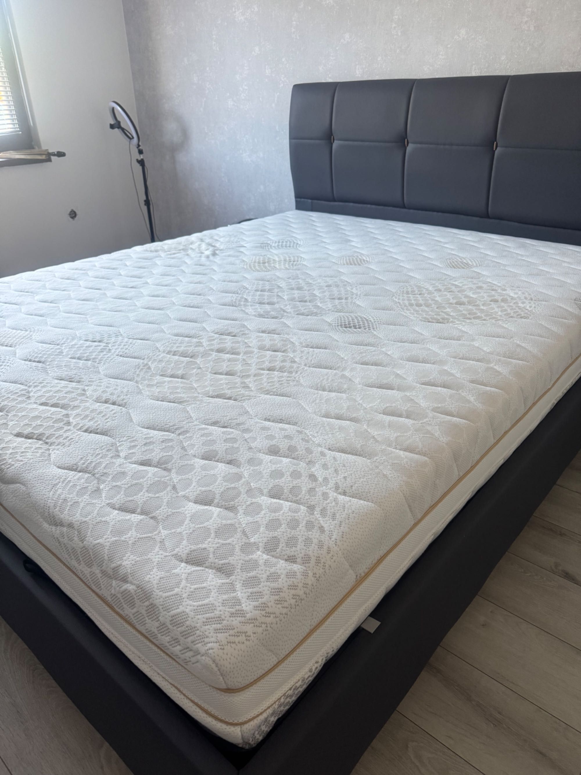 Двулицев матрак 160/200, 25 см