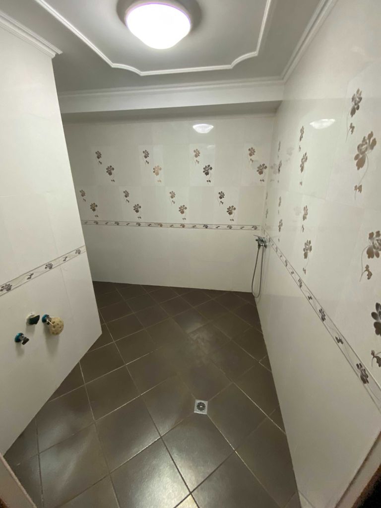 Продава се Къща в Пловдив, Център - 448 кв.м за 442 €/кв.м - Снимка #8
