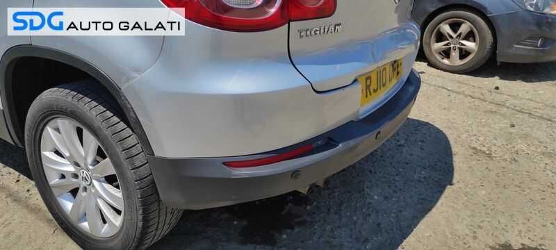 Bara Spoiler Spate cu Spoiler Fusta cu DEFECT VW Tiguan 2008-2012 Culoare LA7W