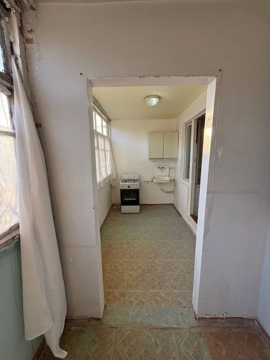 Продается 2 ком. Квартира на 3 этаже площадью 50 кв.м. В Саттепо