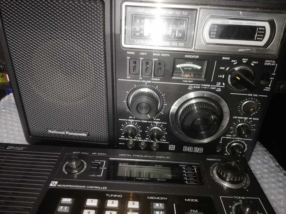 Vand radio UNIDEN CR2021,PANASONIC DR 28