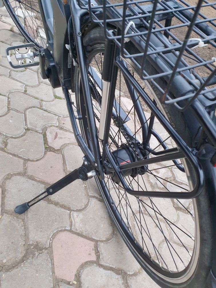 Vând bicicletă electrică