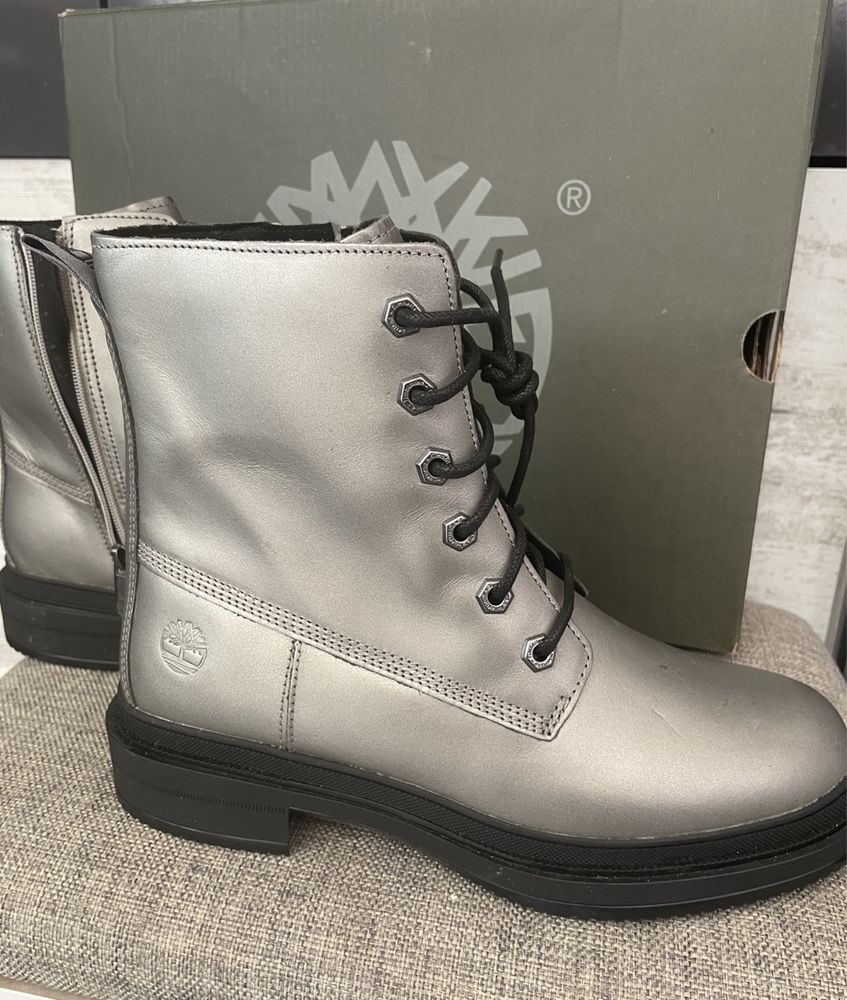 Боти Timberland, нови, 38 номер, естествена кожа