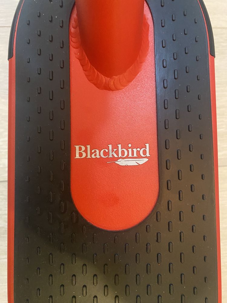 Электросамокат Blackbird