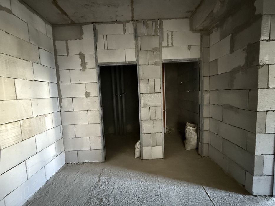 2 Xonalik kvartira sotiladi.