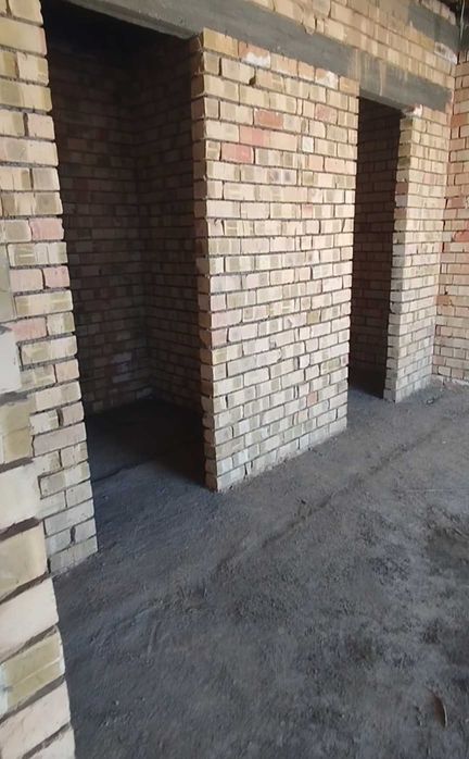 Дом-коробка,пишган ґишт,3.6 сот,Хасанбой,бетонкадан 1.5км.Свой.