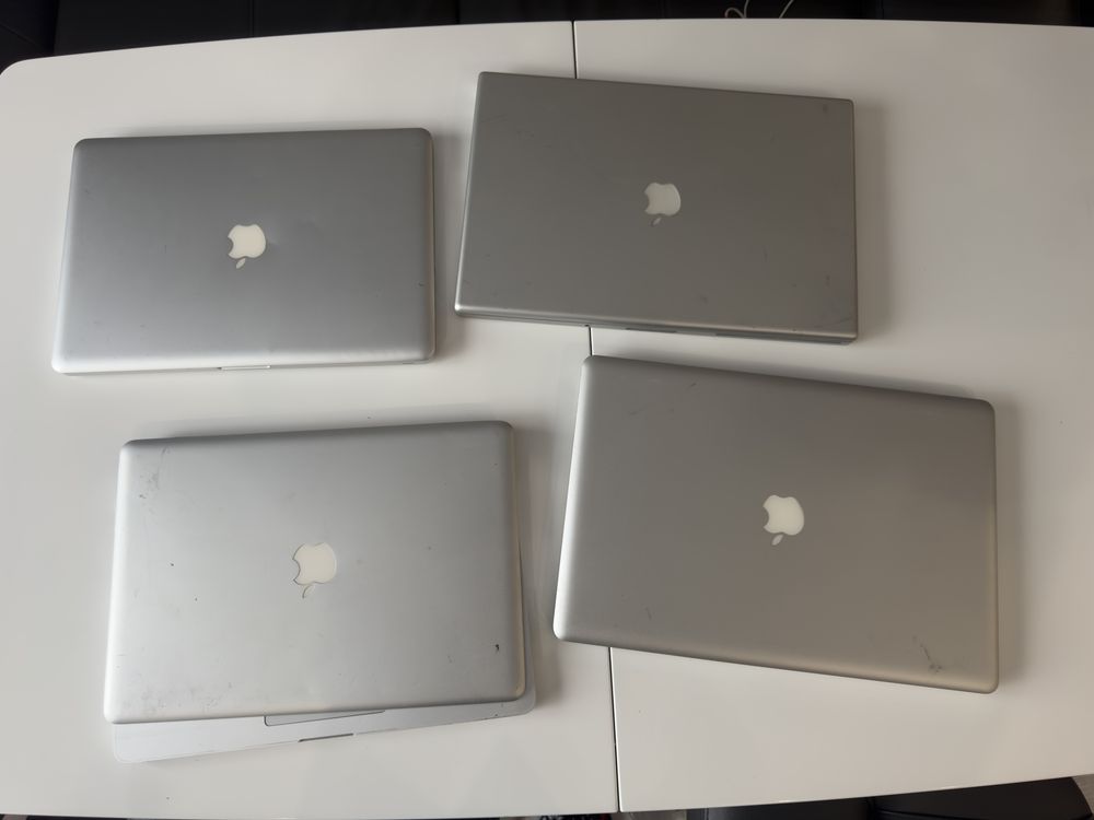 Macbook pro всички за части