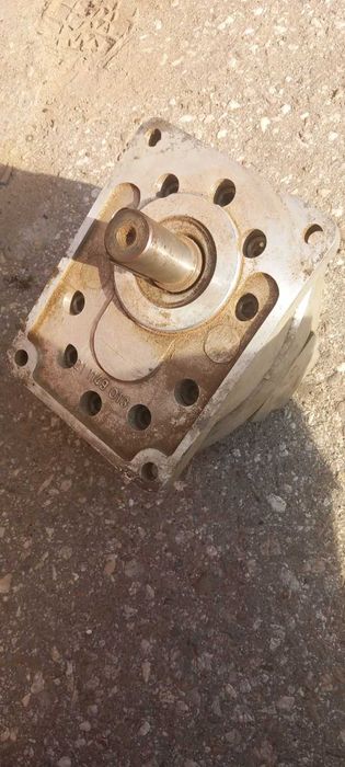 Хидравлична помпа