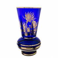 Продается ваза кобальт богемское стекло с позолотой.