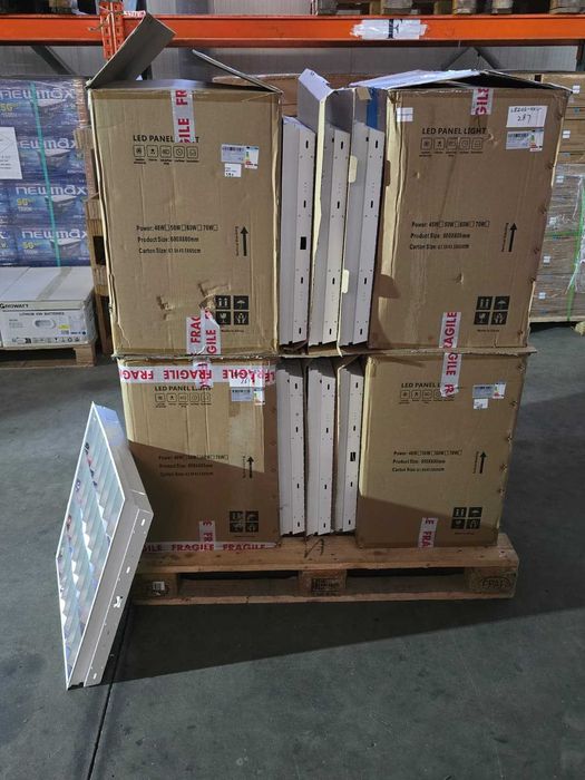 Lămpi tavan casetat cu tuburi Philips – 50 bucăți + 8 aplice CADOU!