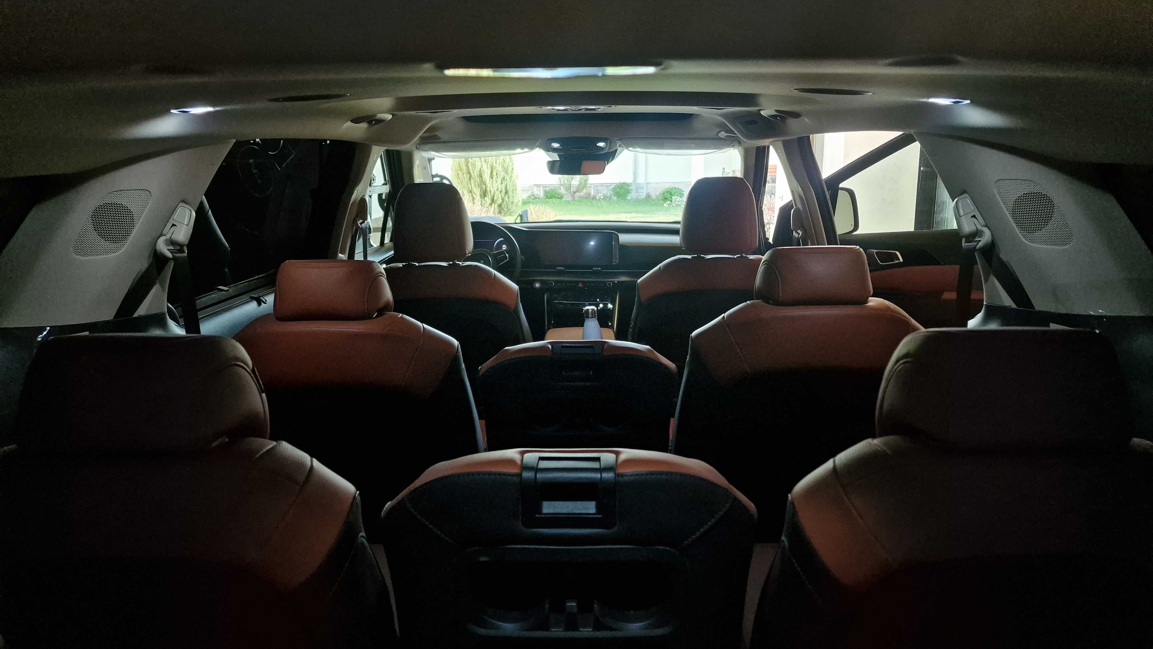 KIA Carnival 2023 йил. 12350 юрган. Фул комплектация 40500